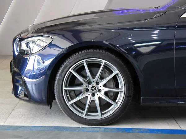 2023 - Mercedes-Benz E300 - GCC with warranty