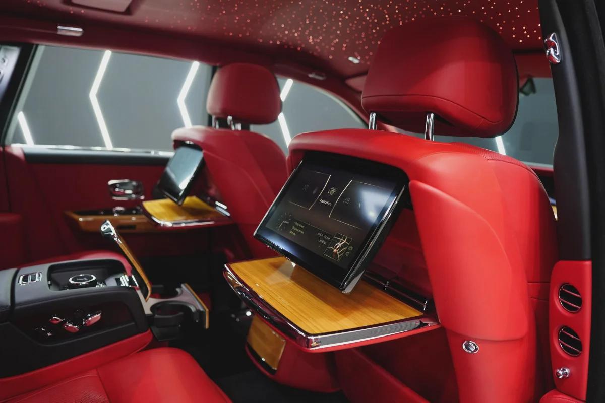 Rolls-Royce Phantom VIII 2018-7-7