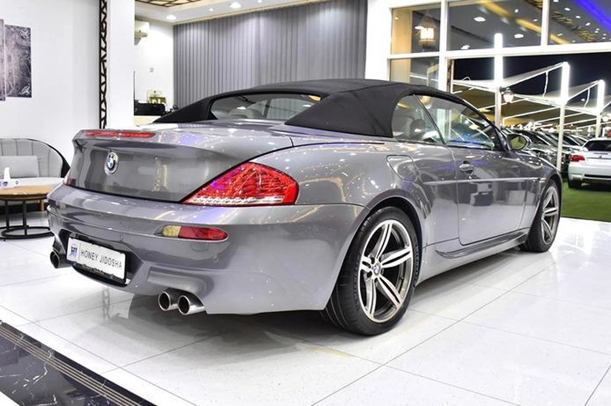 BMW M6 Convertible ( 2008 Model ) in Gray Color American Specs-5-5