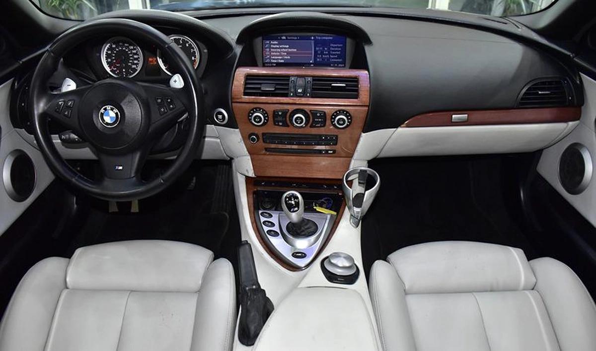 BMW M6 Convertible ( 2008 Model ) in Gray Color American Specs-10-10