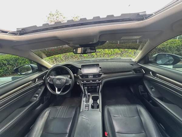 951/- AED EMI 1.5L turbo 2018 Honda Accord EX PLUS - GCC Specs - Excellent Condition