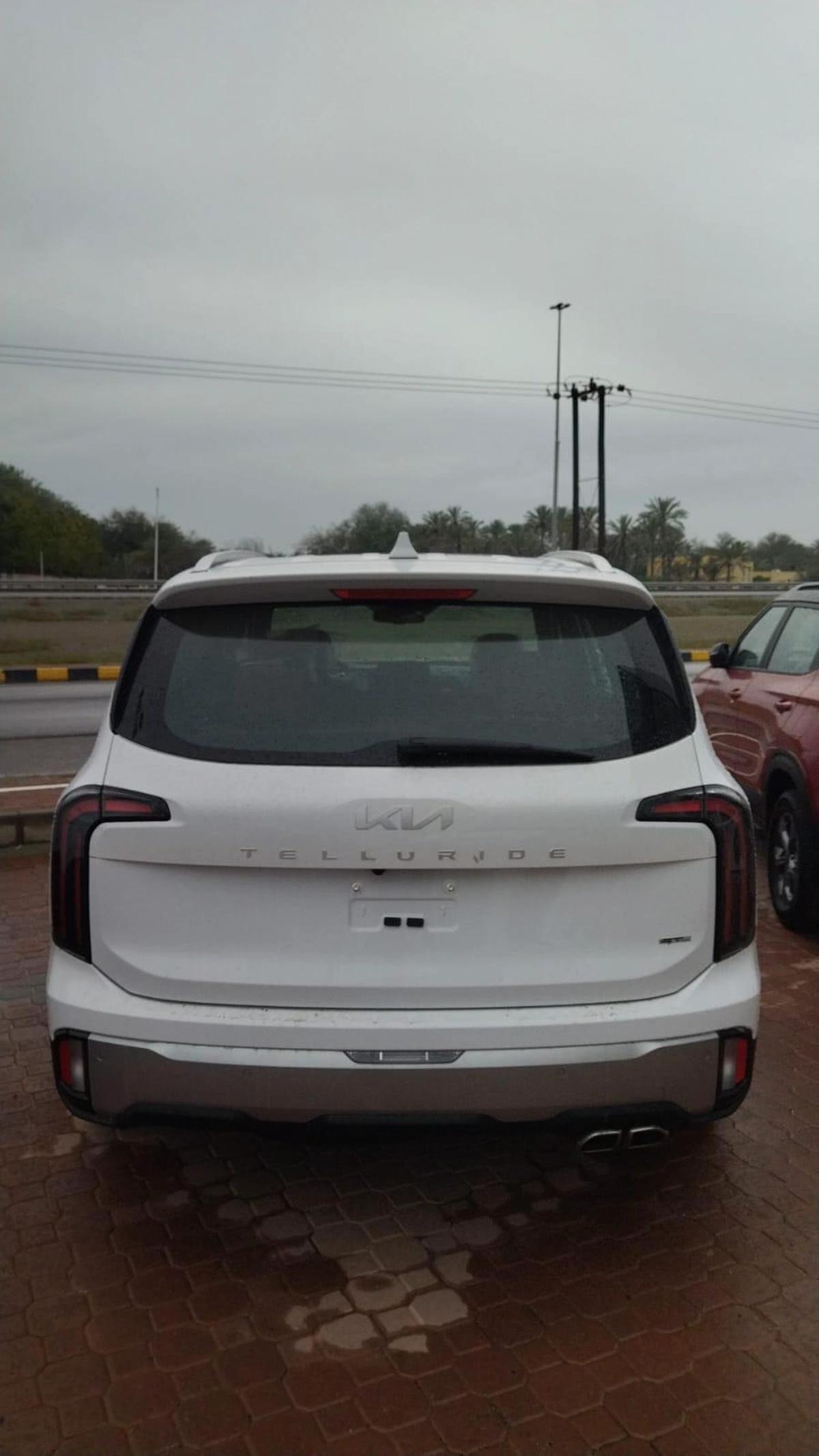 KIA TELLURIDE GT LINE-6-6