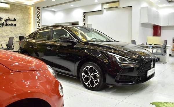 MG GT ( 2022 Model ) in Black Color GCC Specs