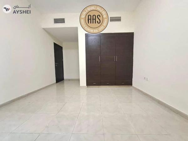 In prime location huge 2bhk with Balcony Wardrobes