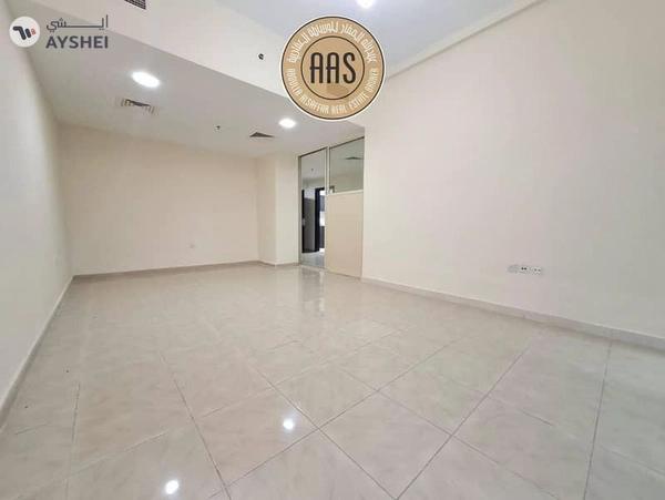 In prime location huge 2bhk with Balcony Wardrobes