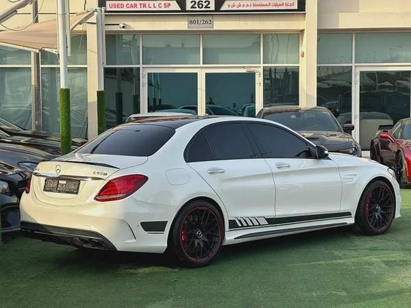 MERCEDES BENZ AMG C63S GCC 2015 FULL OPTION ORIGINAL PAINT PERFECT CONDITION