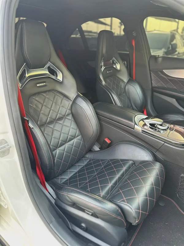MERCEDES BENZ AMG C63S GCC 2015 FULL OPTION ORIGINAL PAINT PERFECT CONDITION