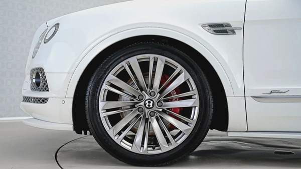 Special Offer | AED 6,638 PM | Akrapovic, NAIM Audio | Bentayga Speed W12