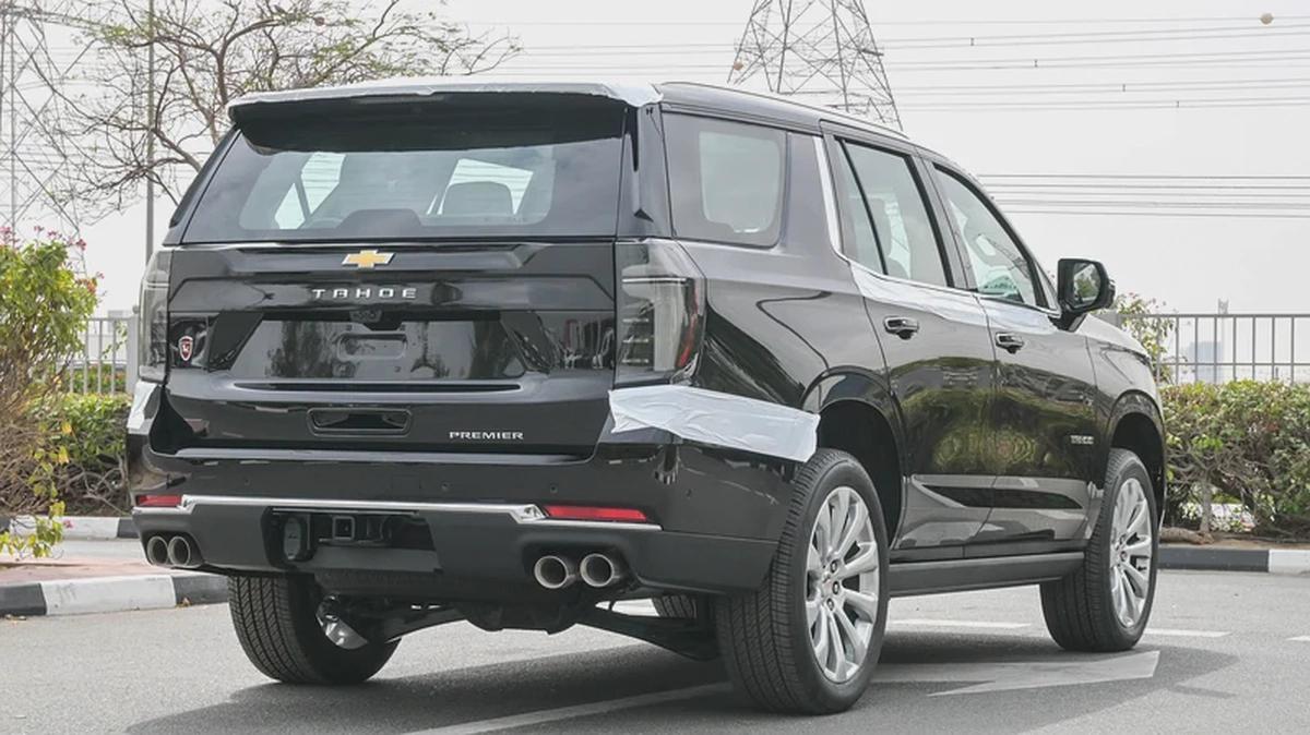 CHEVROLET TAHOE Premier AWD 5.3L V8 - 2025 (Export)-3-3