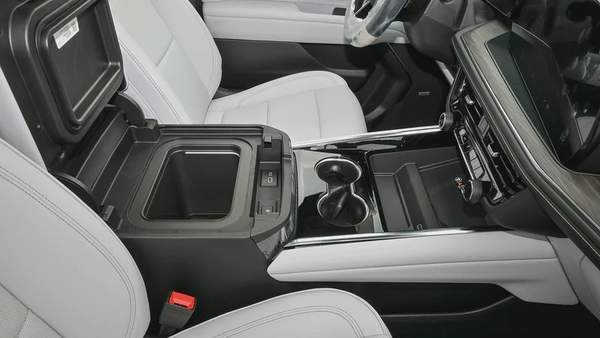 CHEVROLET TAHOE Premier AWD 5.3L V8 - 2025 (Export)