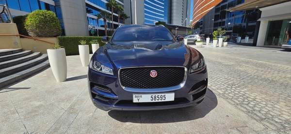 2017-Jaguar F Pace 35t Portfolio-Full option-Excellent Condition-Full Service History