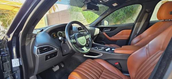 2017-Jaguar F Pace 35t Portfolio-Full option-Excellent Condition-Full Service History