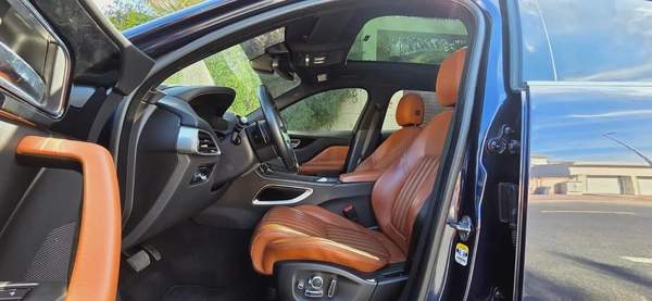 2017-Jaguar F Pace 35t Portfolio-Full option-Excellent Condition-Full Service History