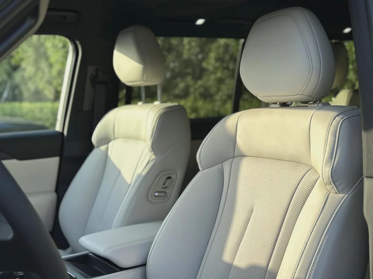 ROX 01 7 Seats / Export / 2025 / HYBRID / Long-Range-12-12