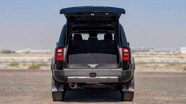 Toyota Prado Adventure Dual Tone 2.4T Adventure 2.4L