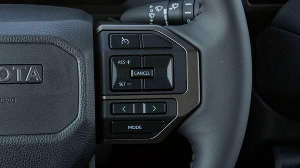 Toyota Prado Adventure Dual Tone 2.4T Adventure 2.4L