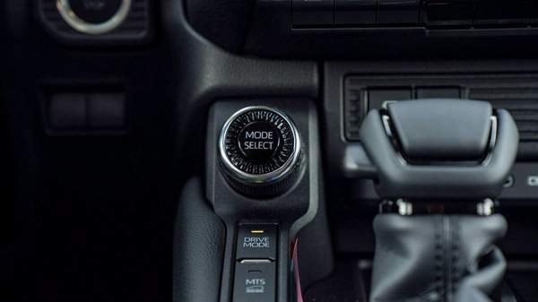 Toyota Prado Adventure Dual Tone 2.4T Adventure 2.4L