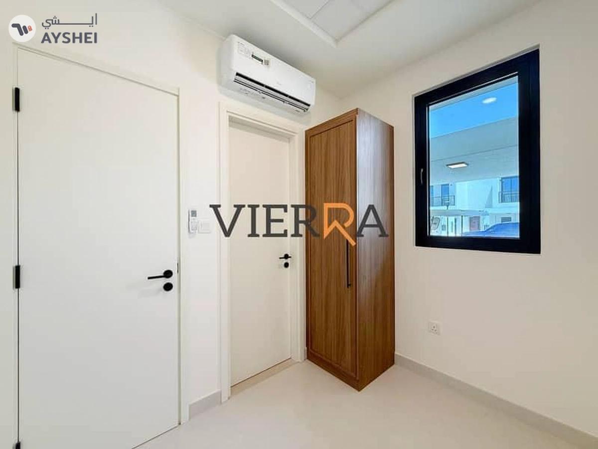 Brand New | Single Row | Close to Facilities-12-12