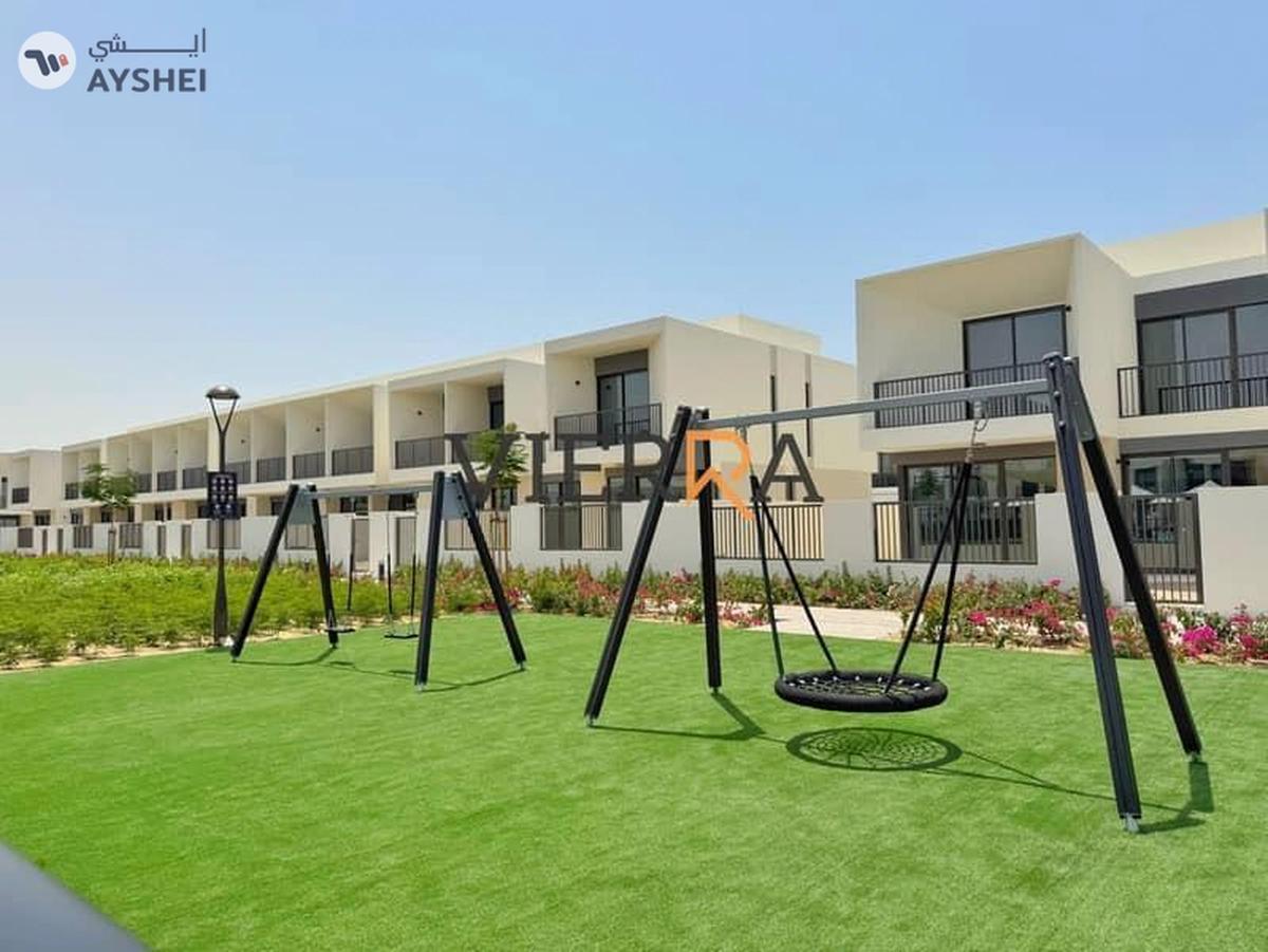 Brand New | Single Row | Close to Facilities-14-14