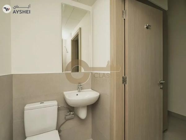 Brand New | Luxurious Townhouse | Huge Plot Size