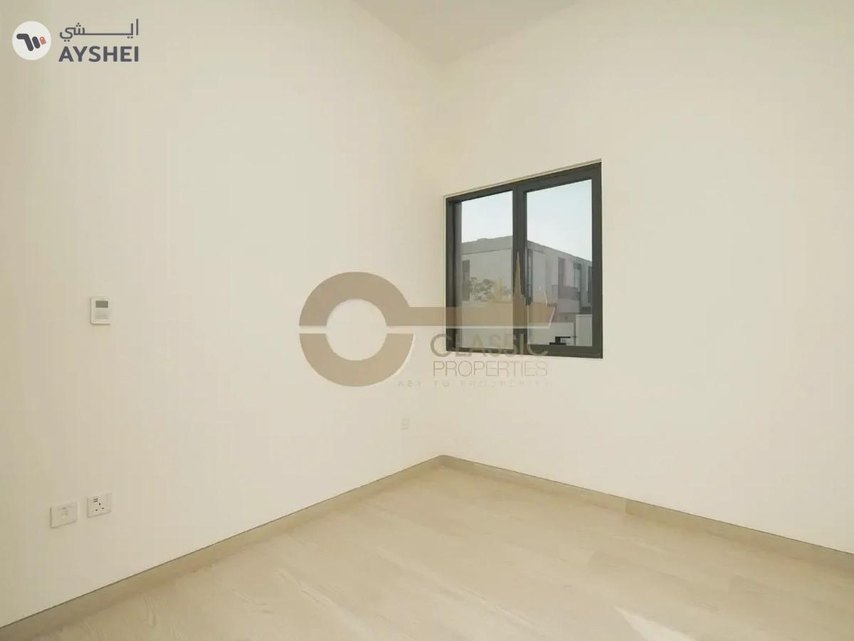 Brand New | Luxurious Townhouse | Huge Plot Size-14-14