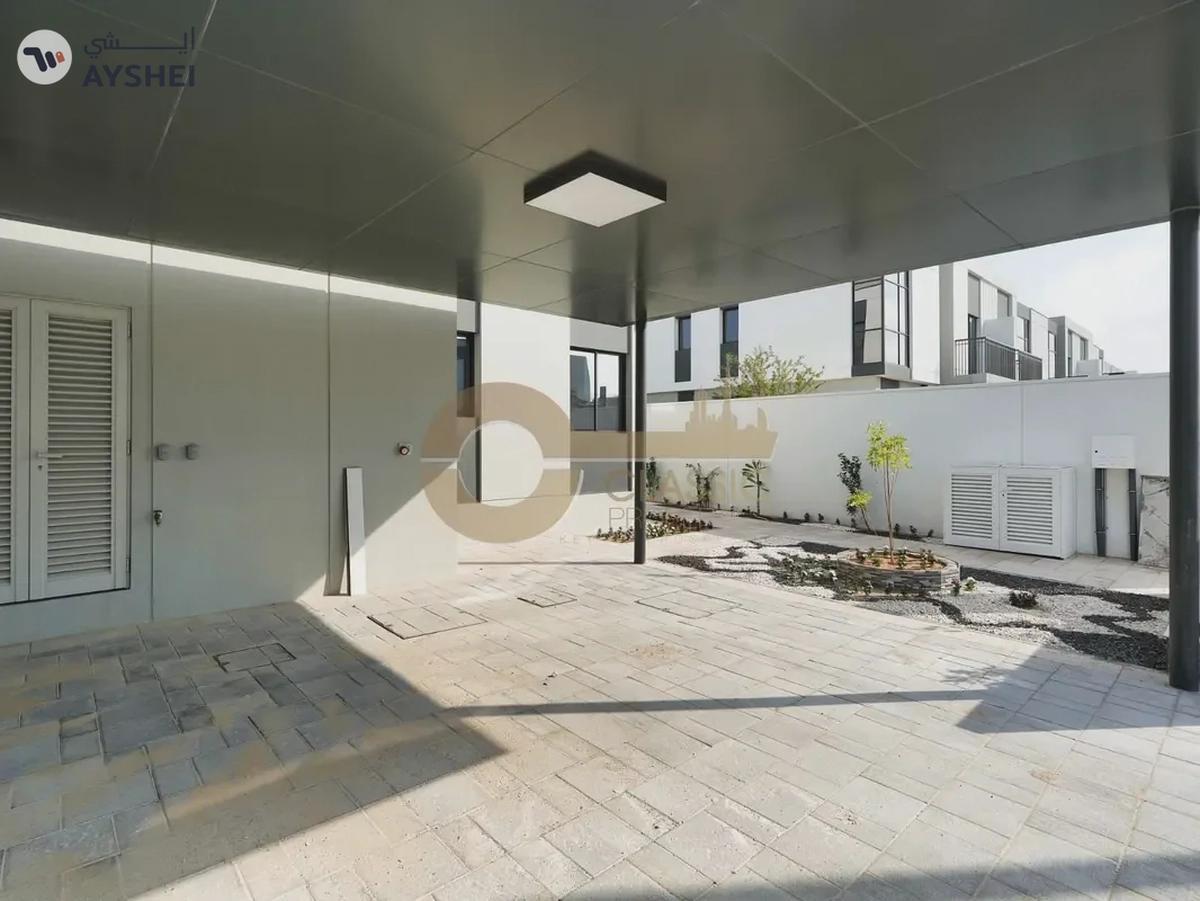 Brand New | Luxurious Townhouse | Huge Plot Size-1-1