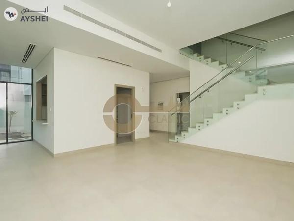 Brand New | Luxurious Townhouse | Huge Plot Size