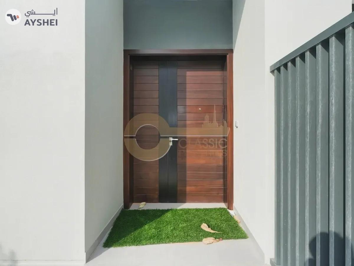 Brand New | Luxurious Townhouse | Huge Plot Size-4-4