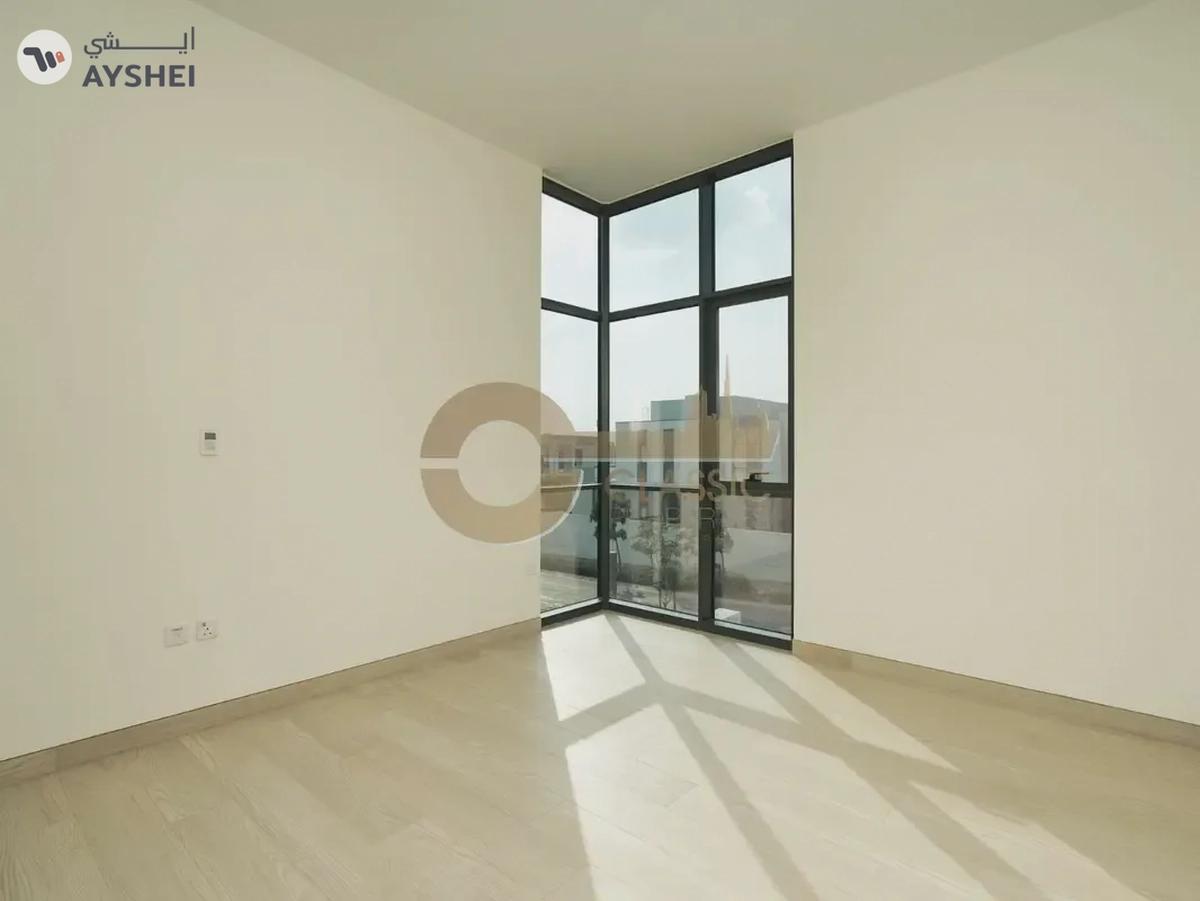 Brand New | Luxurious Townhouse | Huge Plot Size-9-9