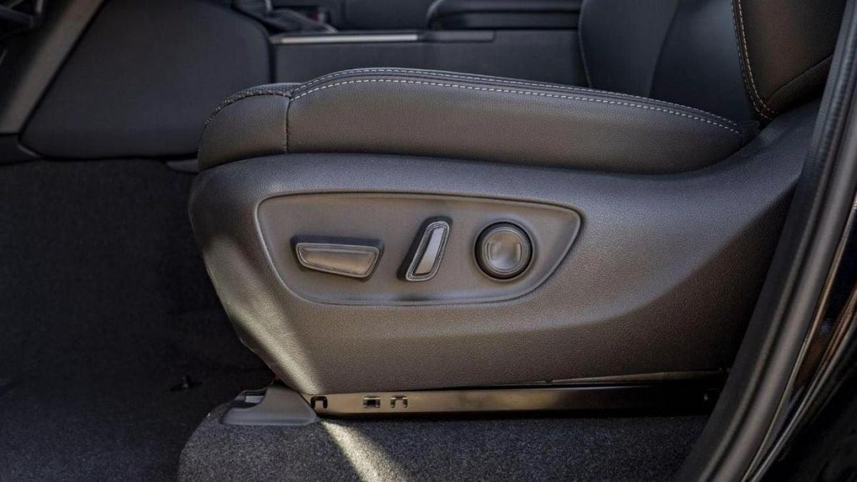 Toyota Prado TOYOTA PRADO 250 WX 2.4P AT ADVENTURE 2026-16-16