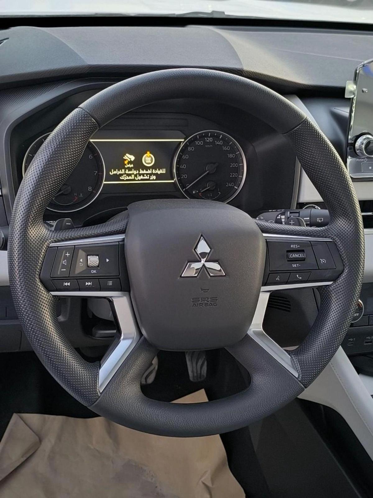 Mitsubishi Outlander OUTLANDER 5P-M-LINE 2.5L SUV FWD 5Doors-9-9