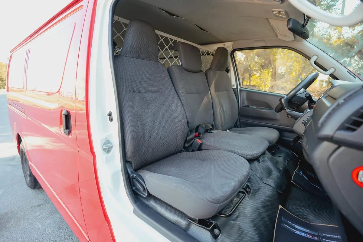 Std-Roof Delivery Van | Manual | GCC Specs | Ref#T90205-9-9