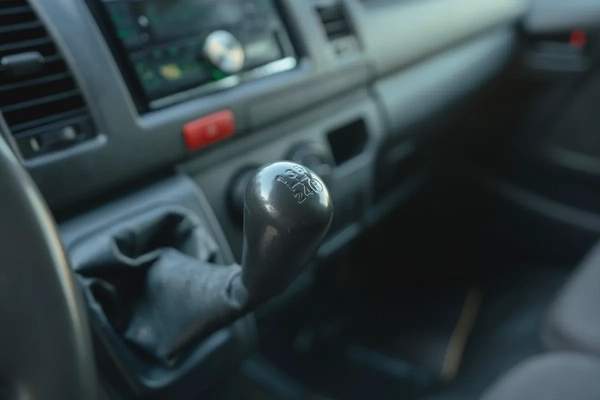 Std-Roof Delivery Van | Manual | GCC Specs | Ref#T90205