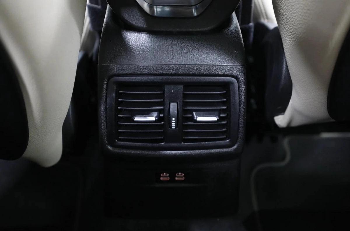 GCC | BMW X2 sDrive 20i | 1000 AED Monthly Installment | Free Insurance and Registration-6-6