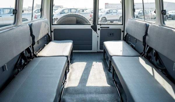 Toyota Land Cruiser 70 LC78 4.2L V6 DIESEL 3DOOR