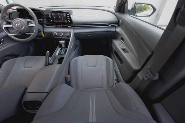 Hyundai Elantra / Avante 2023