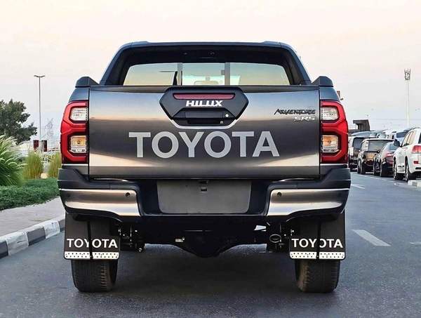 Toyota Hilux ADVENTURE | 4.0L V6 PETROL | PUSH START | 360 CAMERA | 18 AWHEELS WITH ROLL BAR | AUTO A.C (CODE #