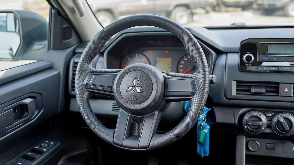 Mitsubishi L200 Brand New 2026 Mitsubishi L200 GLX (C79) 2.5L Pick-Up – GCC | Export Only-4-4