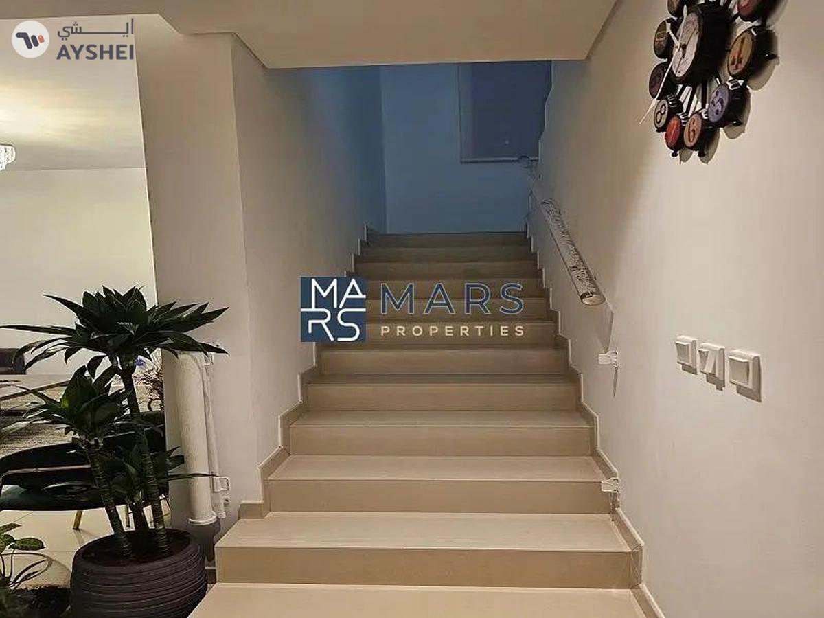 A spacious villa in Nasma - Luxury living in a tranquil community.-1-1