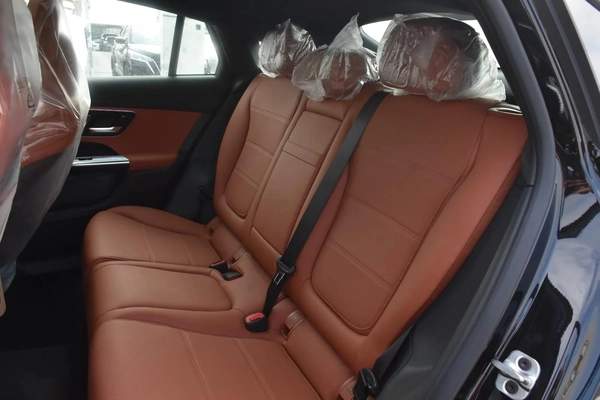 MERCEDES BENZ GLC300 COUPE 2026 | GREY DARK