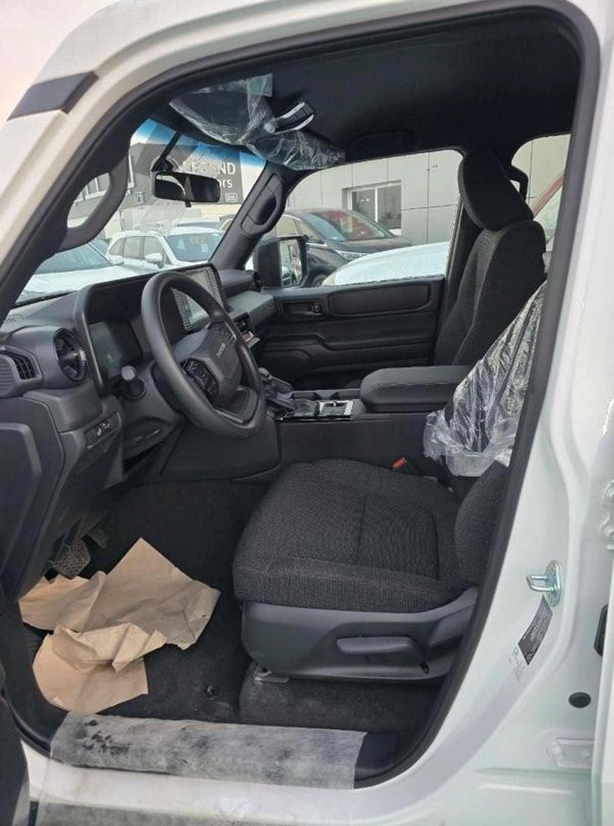 Toyota Prado 2.4L PETROL 2024 GCC-8-8