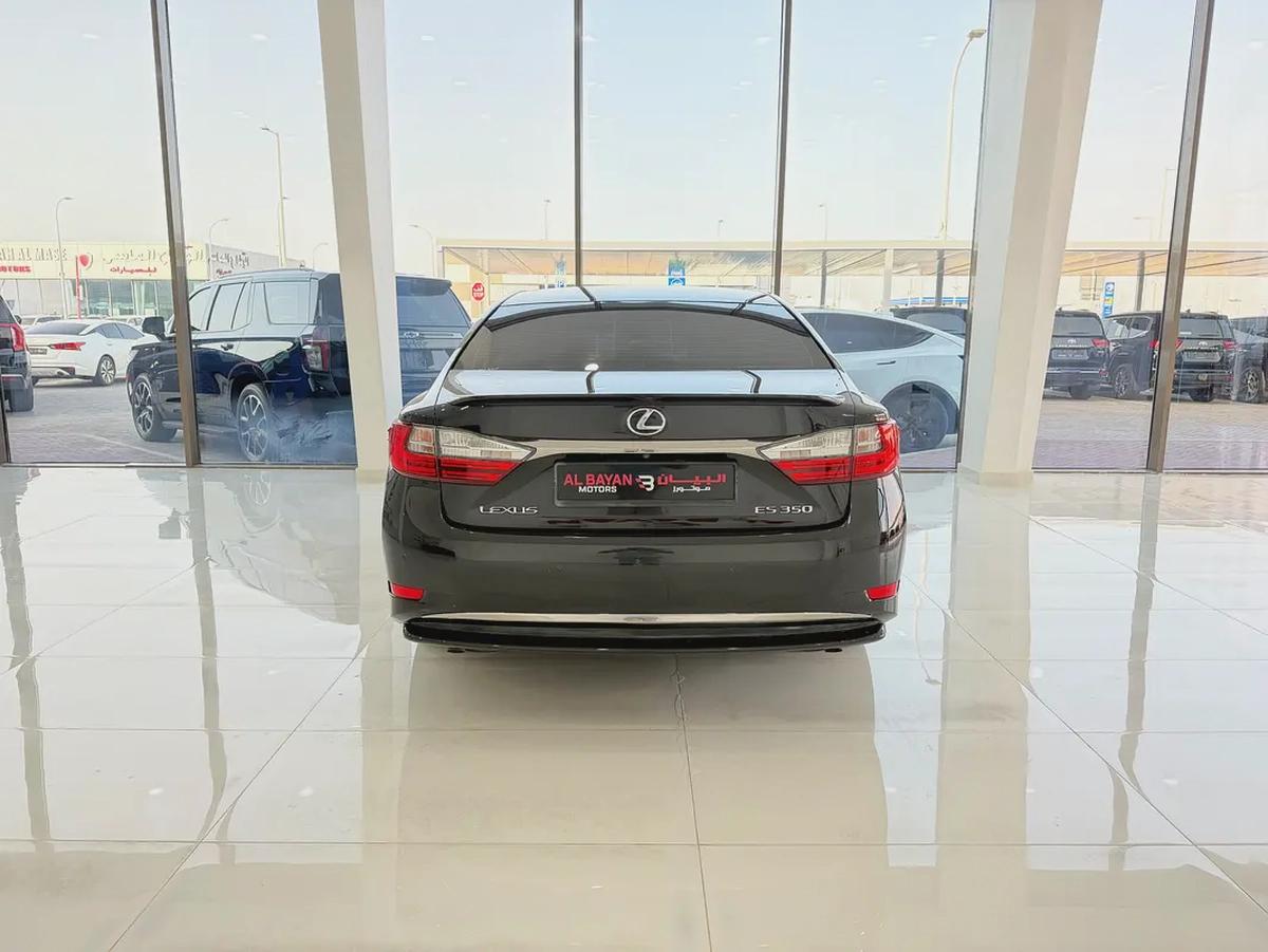 لكزس ES350 فل اوبشن دبه كهربا اسود / بيج خليجي 2017 Lexus ES 350 - GCC Specs-5-5