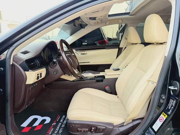 لكزس ES350 فل اوبشن دبه كهربا اسود / بيج خليجي 2017 Lexus ES 350 - GCC Specs