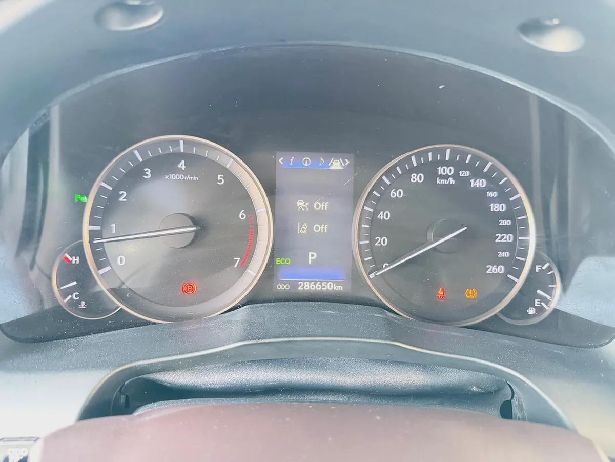 لكزس ES350 فل اوبشن دبه كهربا اسود / بيج خليجي 2017 Lexus ES 350 - GCC Specs-11-11