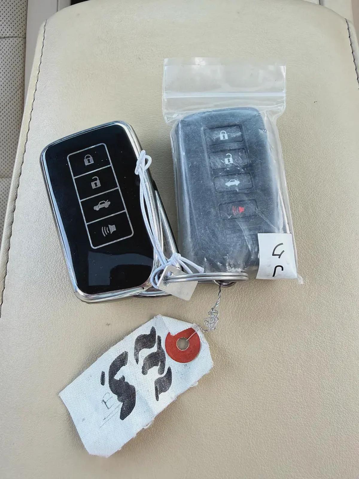 لكزس ES350 فل اوبشن دبه كهربا اسود / بيج خليجي 2017 Lexus ES 350 - GCC Specs-13-13