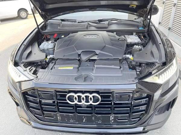 Audi Q8 55 TFSI quattro S-Line 3.0L (340 HP) -Al Nabooda