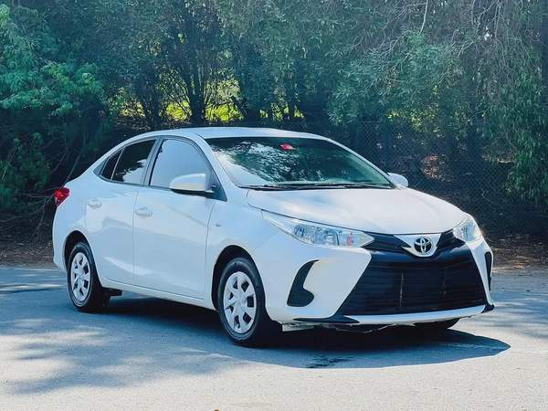Toyota Yaris 2022 1.5L _GCC Specs_Monthly Installment 700aed
