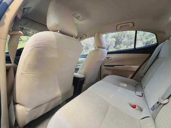 Toyota Yaris 2022 1.5L _GCC Specs_Monthly Installment 700aed