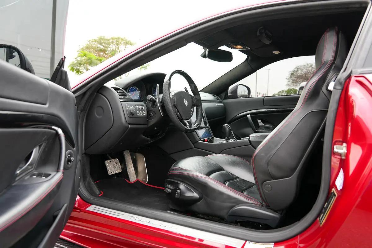 Maserati GranTurismo Sport 2014 GCC Specs-14-14
