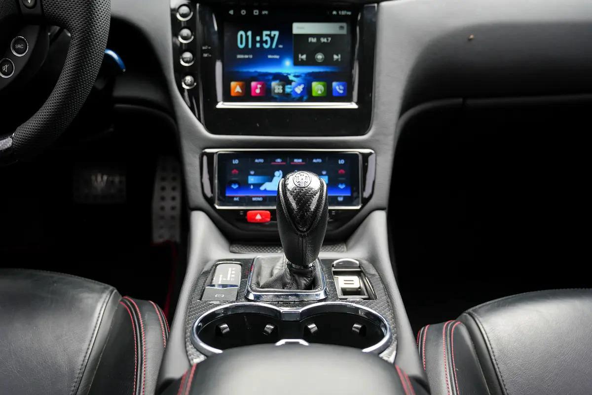 Maserati GranTurismo Sport 2014 GCC Specs-7-7